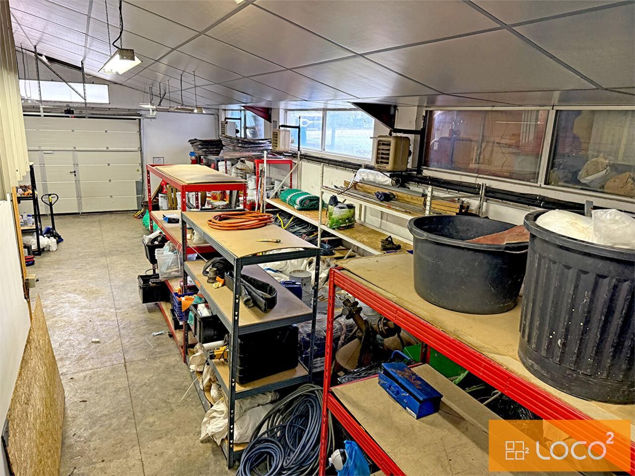 Location local 160.00 m² à MONTRABE