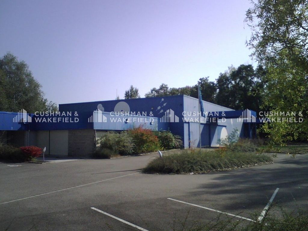 Vente activités 1550 m² non divisibles