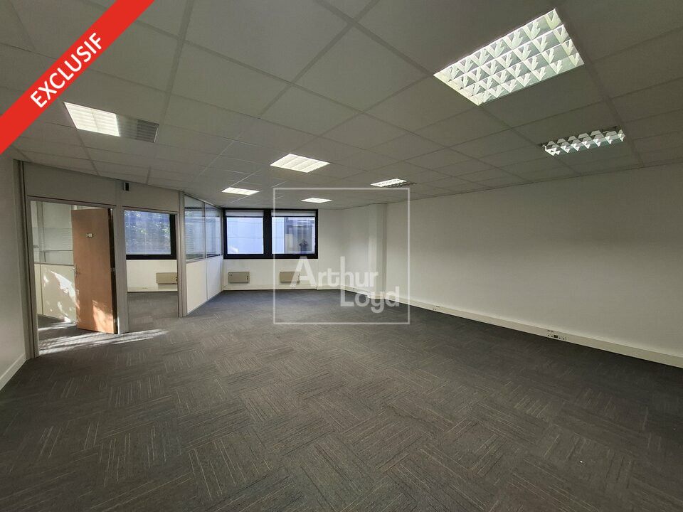 Location bureaux 113 m² non divisibles