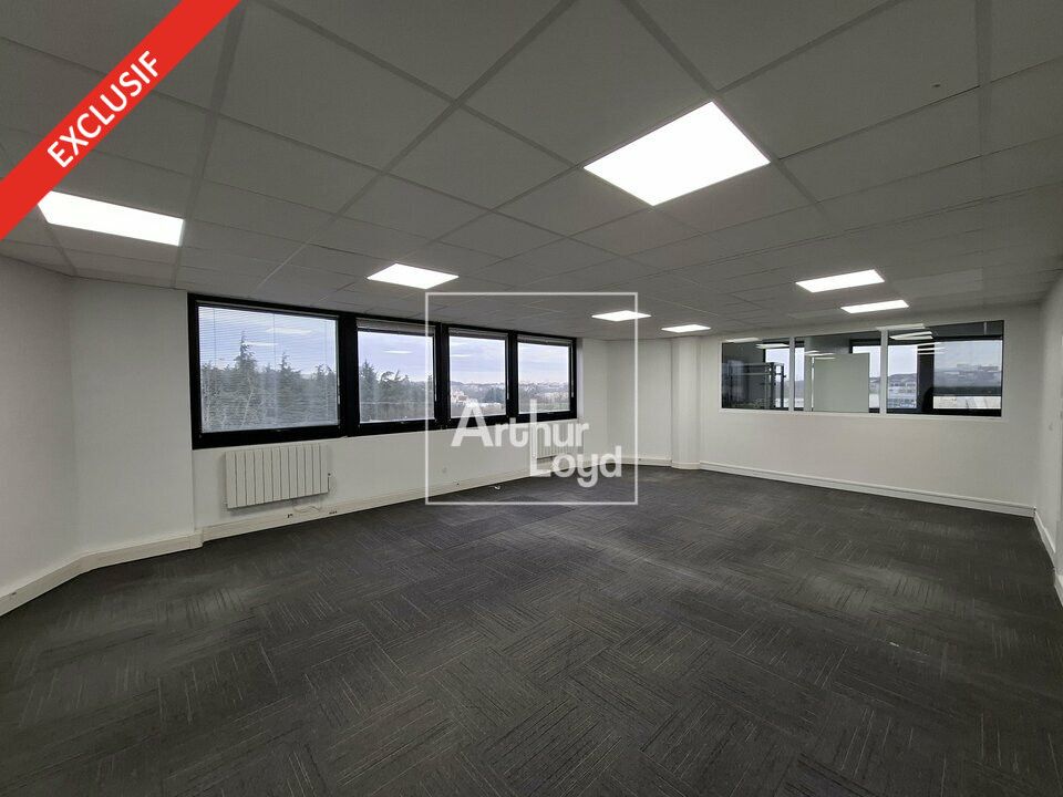 Location bureaux 107 m² non divisibles