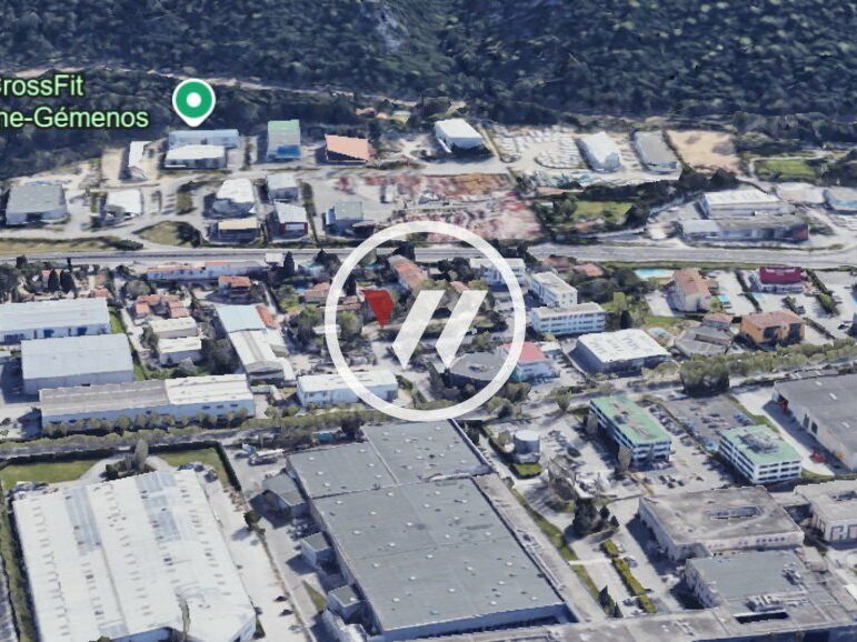 Location terrain 3000 m² non divisibles