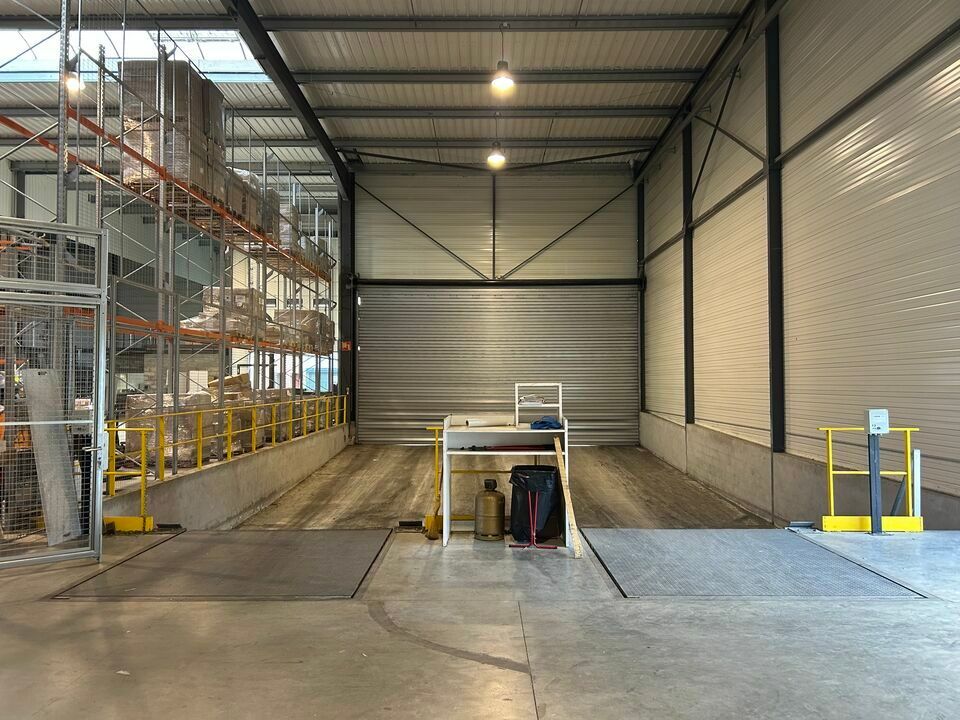 Entrepôt à louer de 4.886m² dans la ZI de Blanquefort