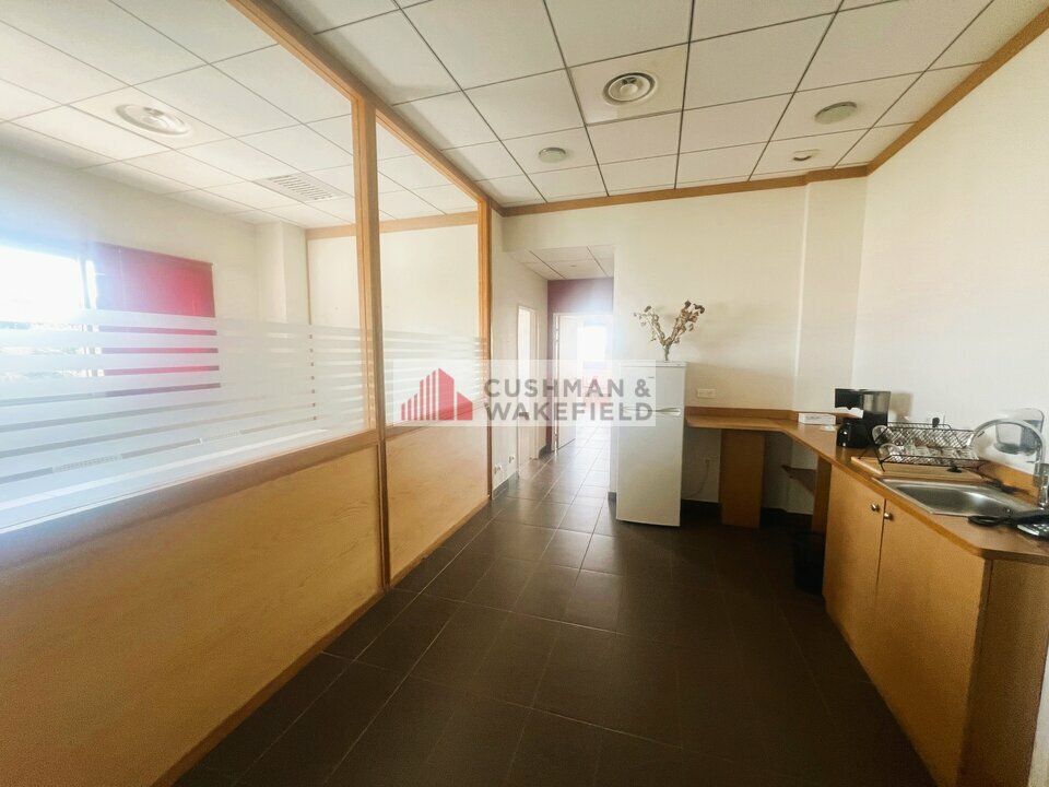 NIMES - BUREAUX A LOUER