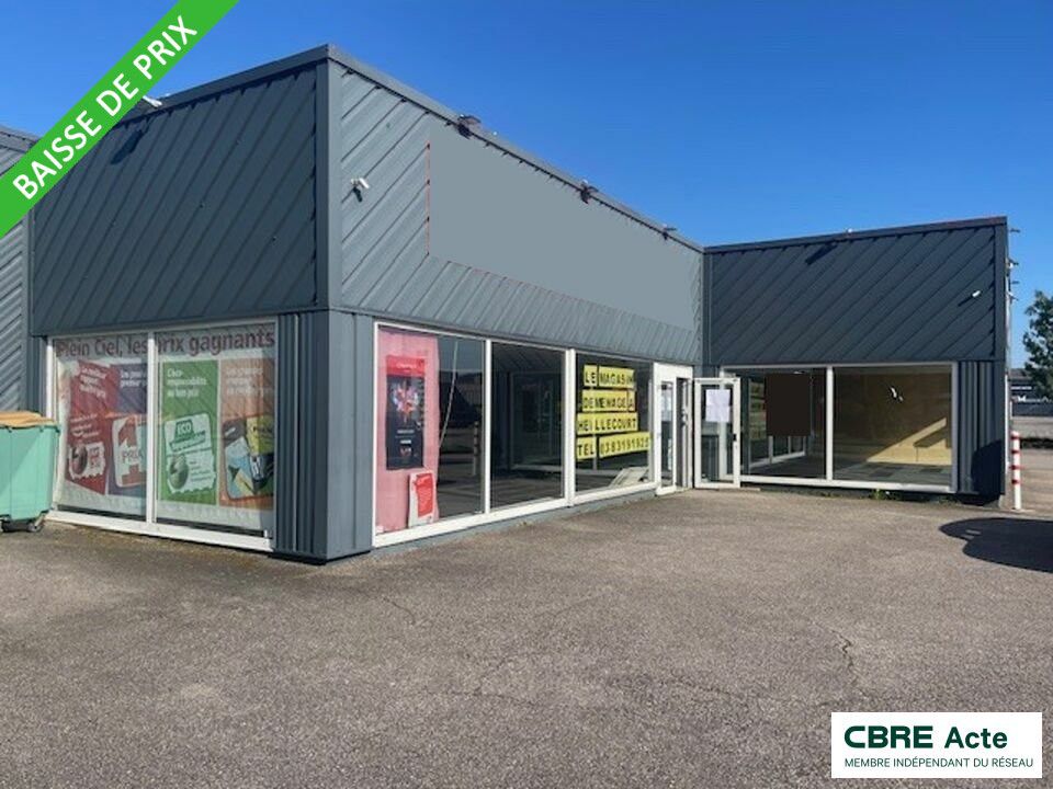 Location local commercial 319 m² non divisibles