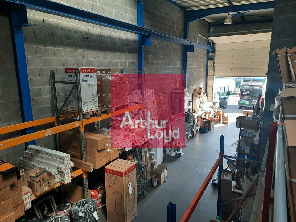 LA ROCHE BLANCHE A LOUER LOCAL ACTIVITE 364 M²