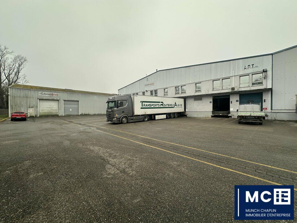 Location entrepot 5644.33 m² divisibles à partir de 551.33 m²