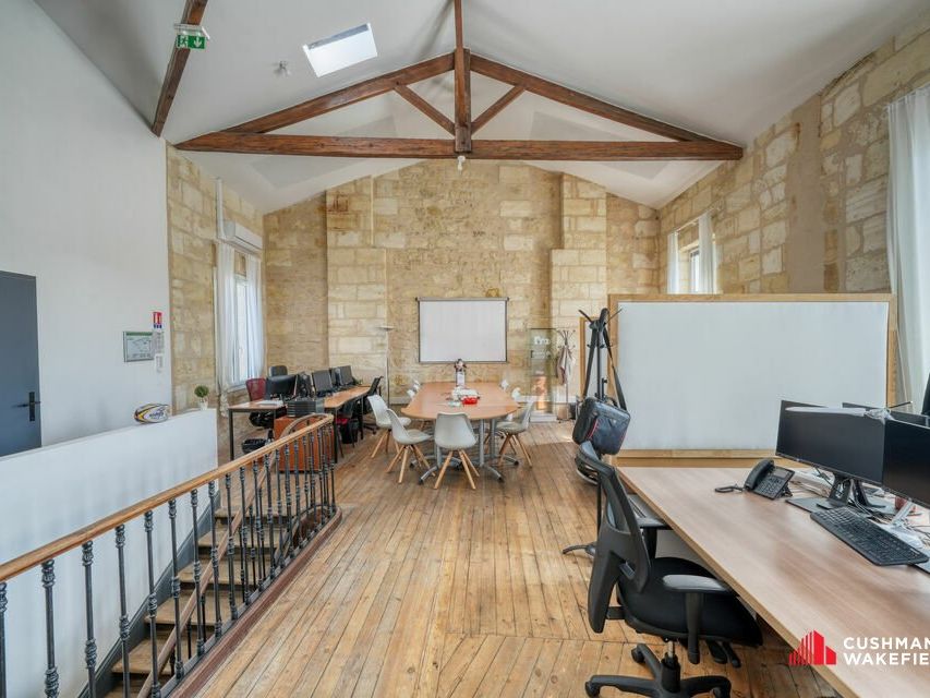 Vente bureaux 220 m² non divisibles