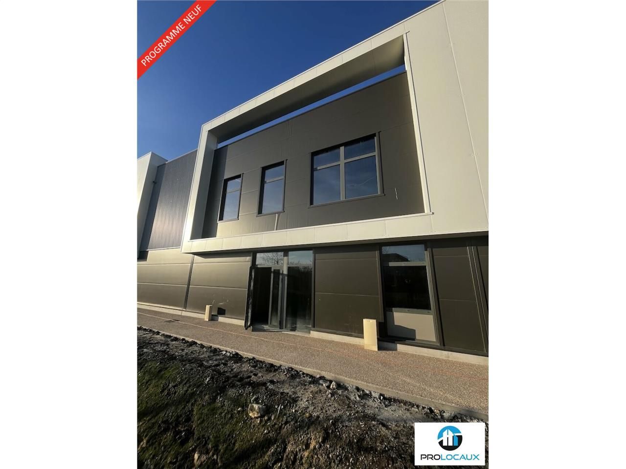 Location local d''activites 357 m² non divisibles