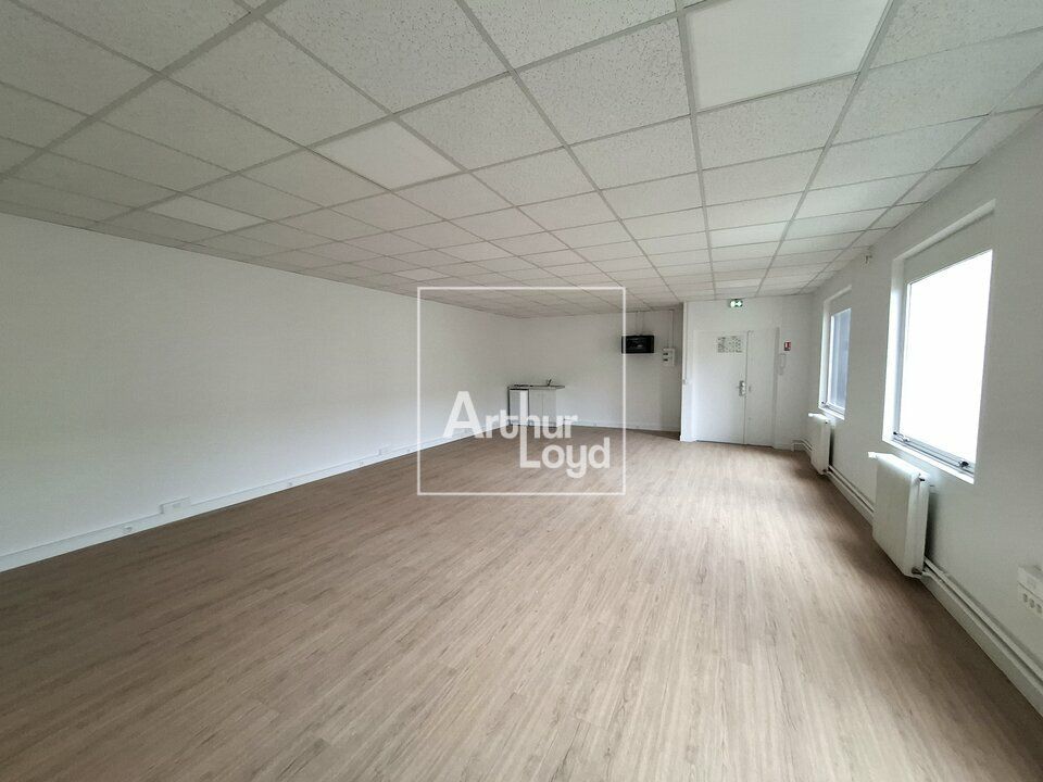 Location bureaux 143 m² non divisibles