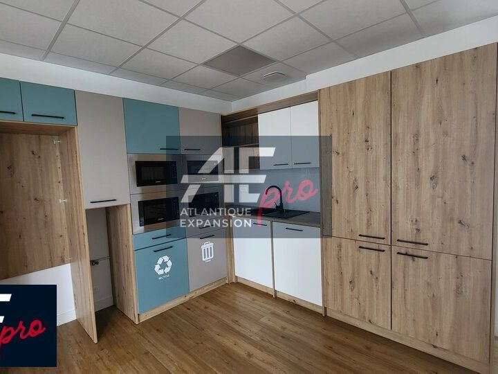 EXCEPTIONNEL PLATEAU DE BUREAU à LOUER GARE DE SAINT NAZAIRE 