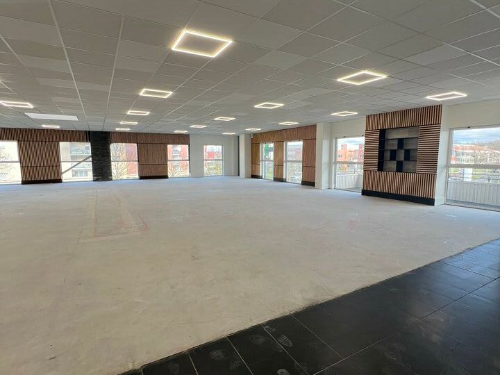 Location bureaux 610 m² non divisibles