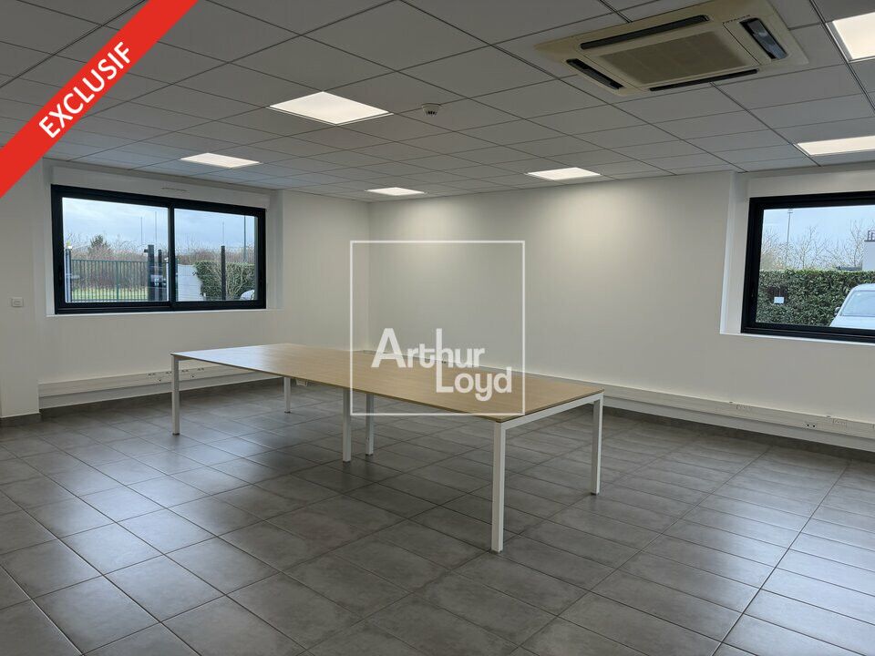 Surface de bureaux à louer - bâtiment récent