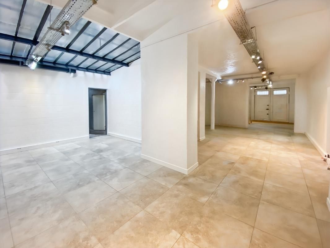 Location bureaux 313 m² non divisibles