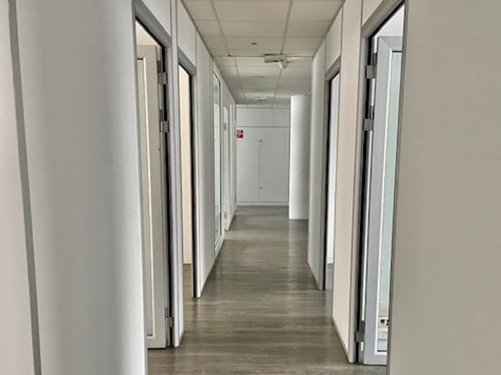 Vente bureaux 198 m² non divisibles