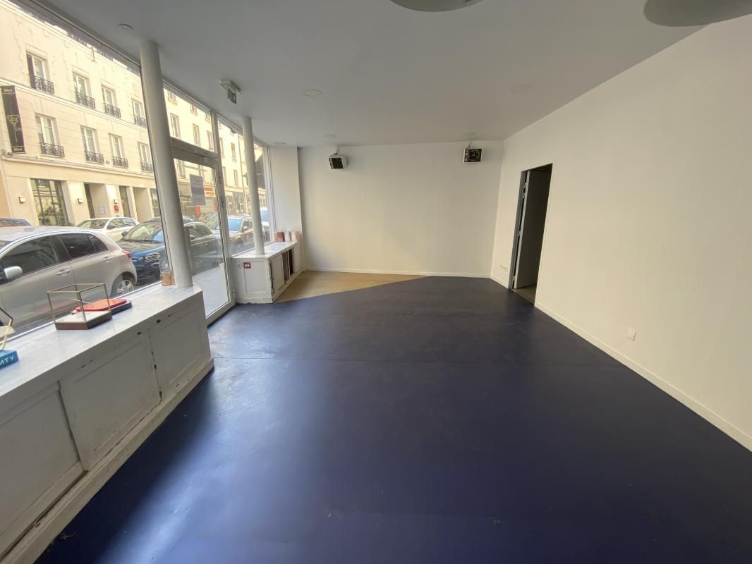 Location local commercial 86 m² non divisibles