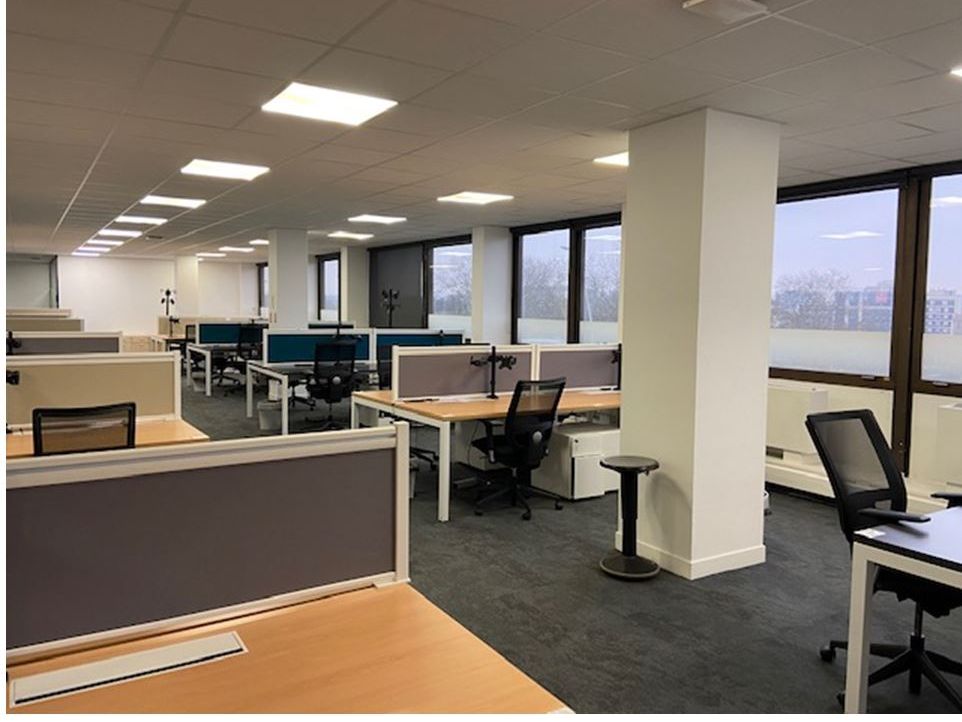 Location bureaux 108 m² non divisibles