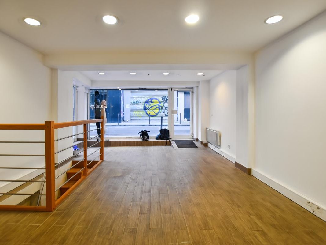 Location local commercial 44 m² non divisibles