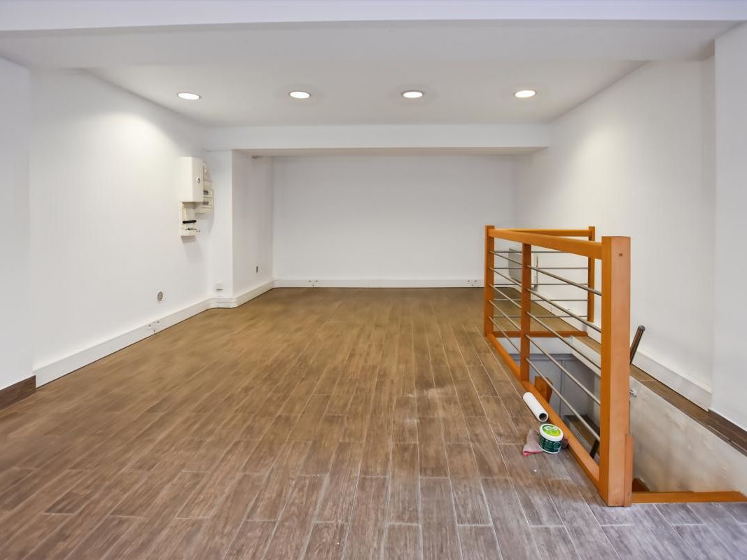 Location local commercial 44 m² non divisibles