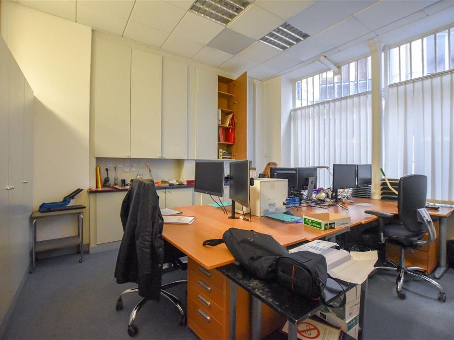 Location bureaux 151 m² non divisibles
