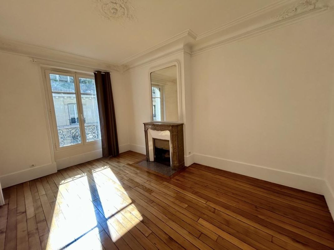 Location bureaux 78 m² non divisibles