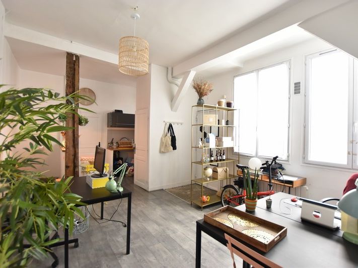 Location bureaux 98 m² non divisibles