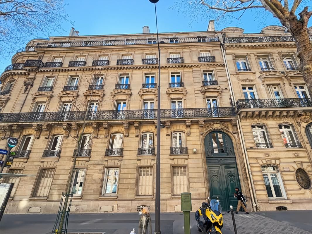 Location bureaux 169 m² non divisibles