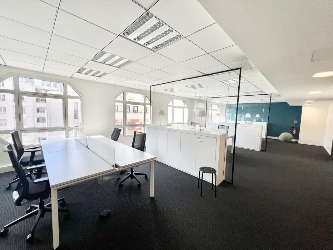 Location bureaux 240 m² divisibles à partir de 120 m²
