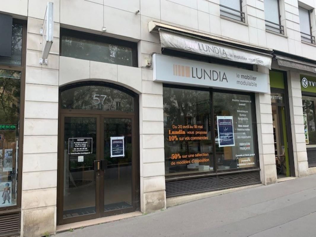 Location local commercial 105 m² non divisibles