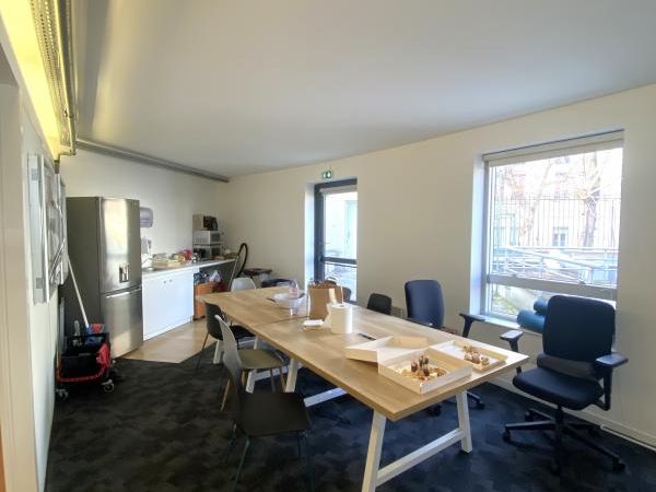 Location bureaux 136 m² non divisibles