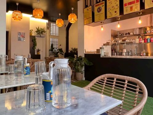 Location local commercial 94 m² non divisibles