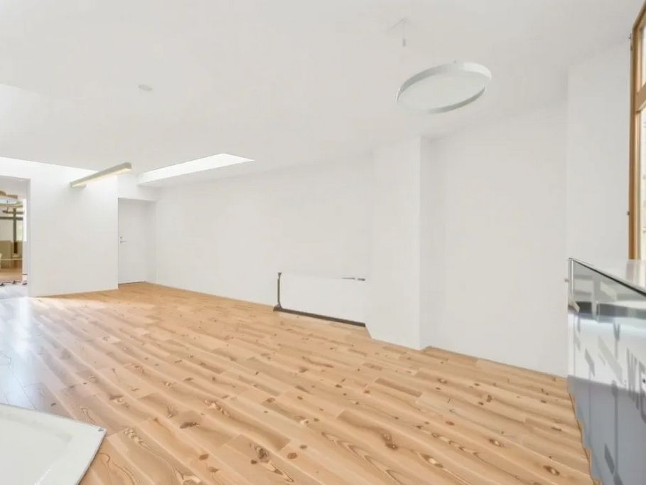 Location bureaux 165 m² non divisibles