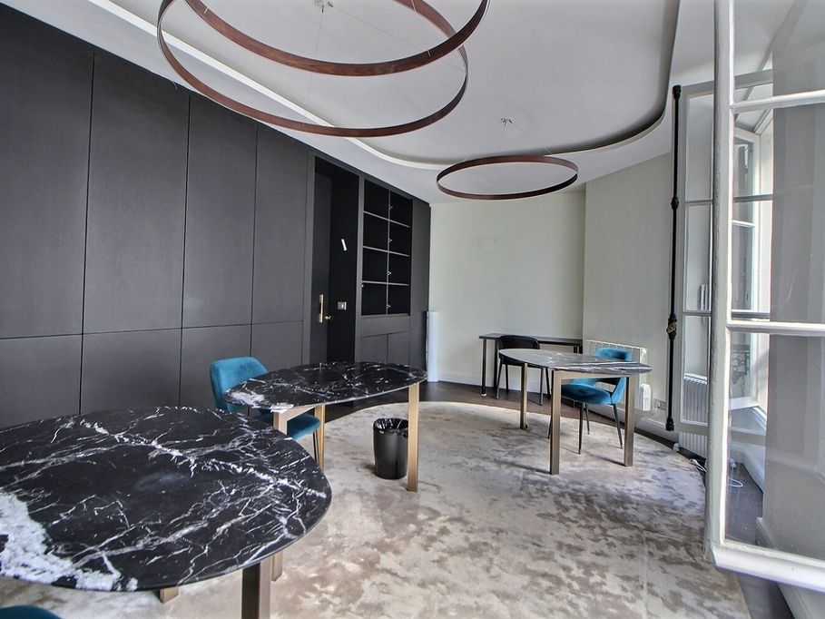 Location bureaux 100 m² non divisibles