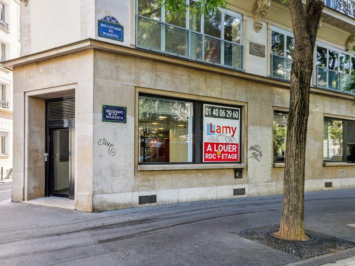Location boutique 413 m² à Paris