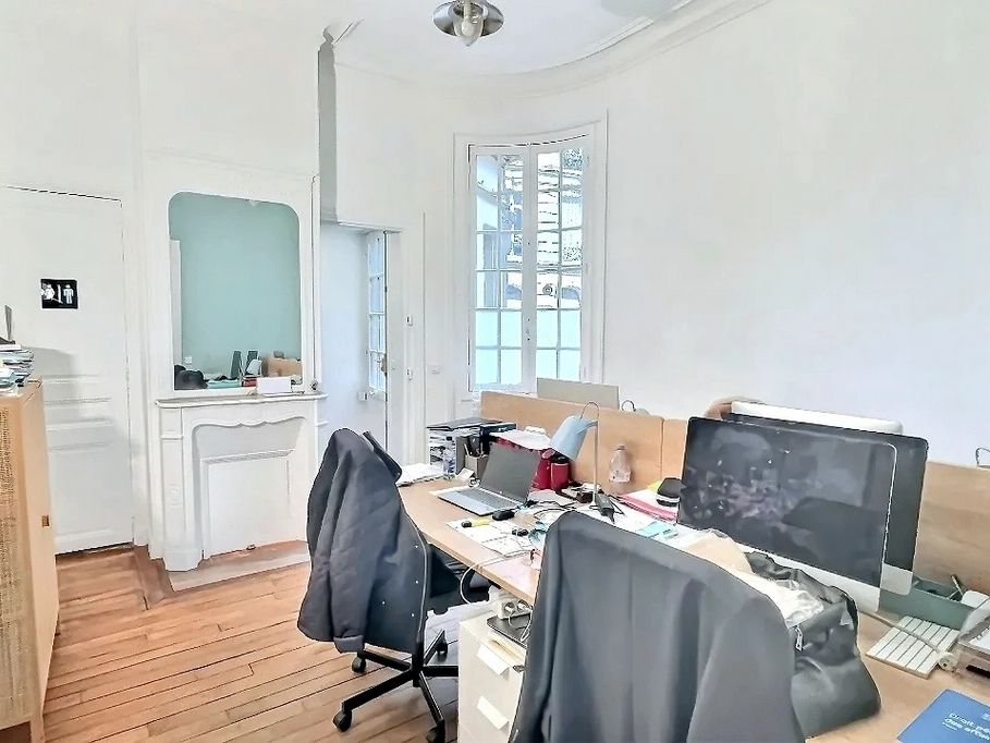 Location bureaux 60 m² non divisibles