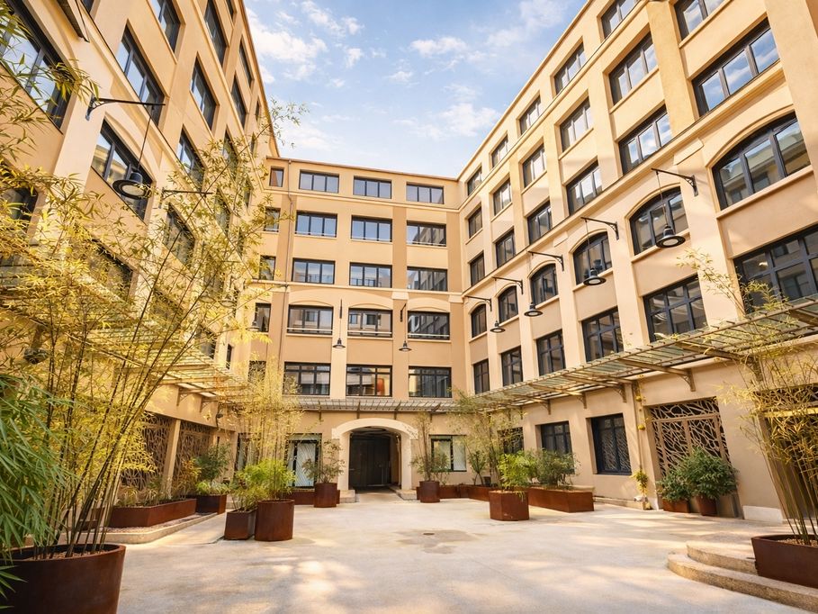 Location bureaux 2076 m² divisibles à partir de 216 m²