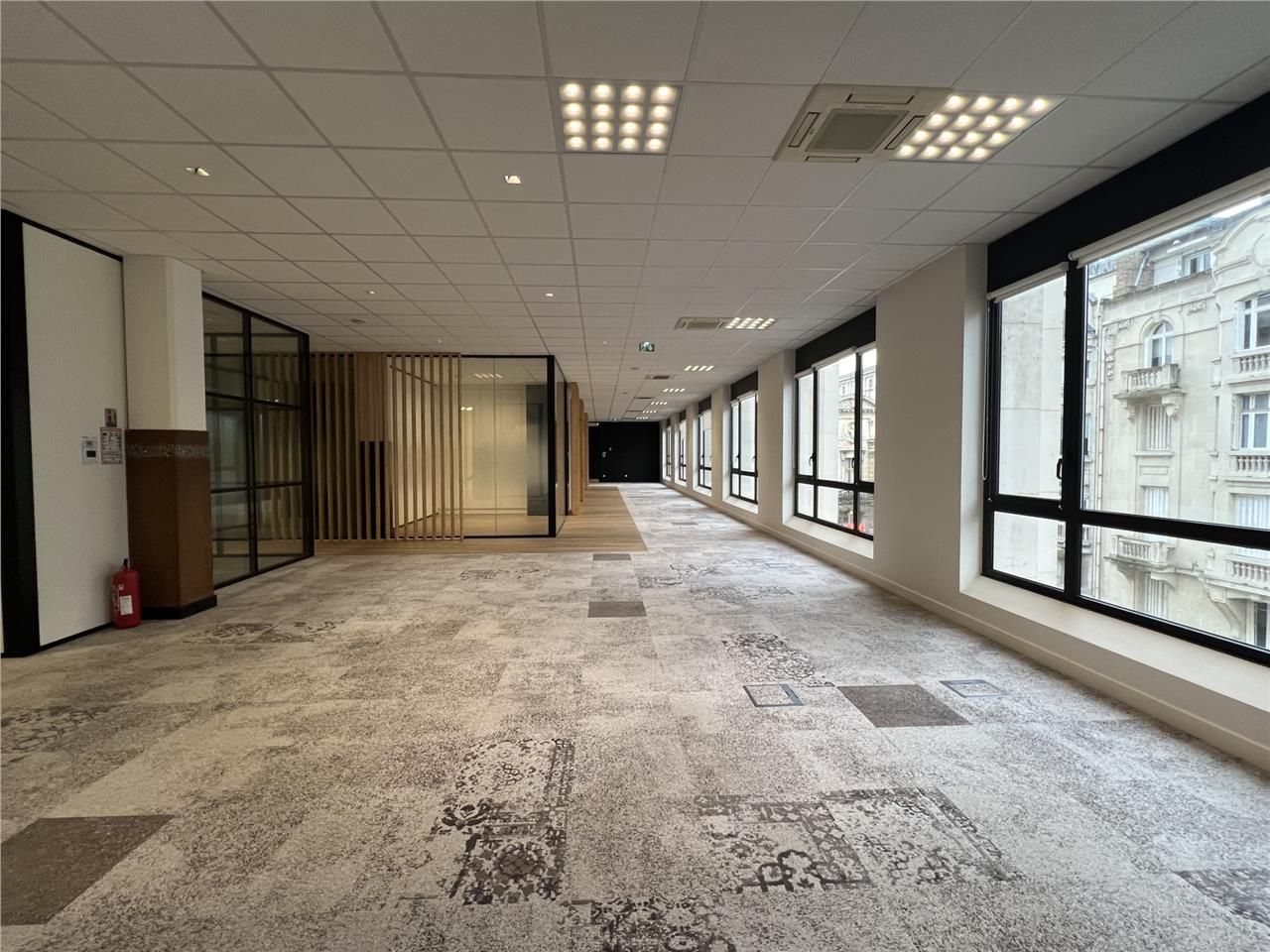 962 m² dispo à Reims