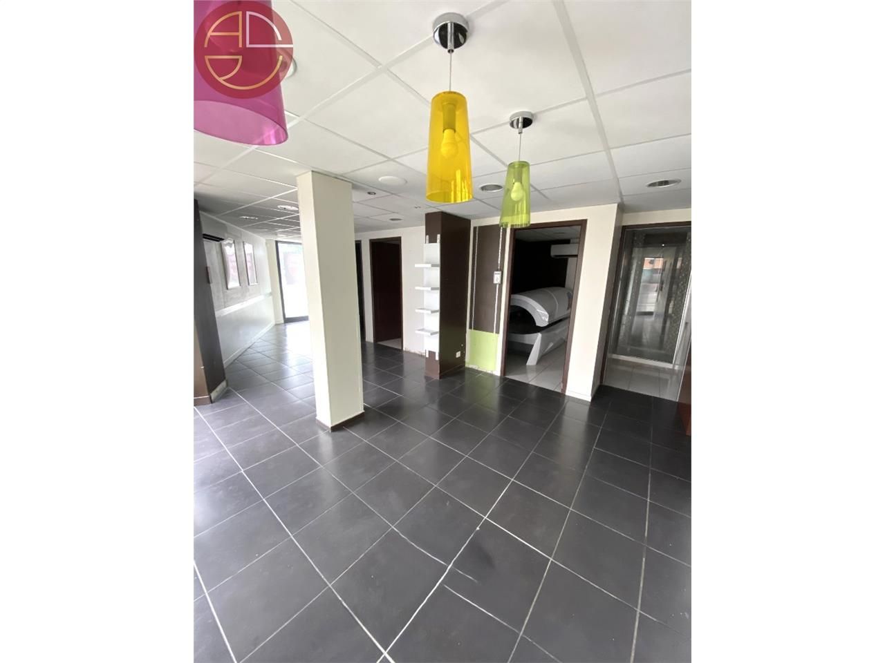 Vente local commercial 101 m² à BLAGNAC
