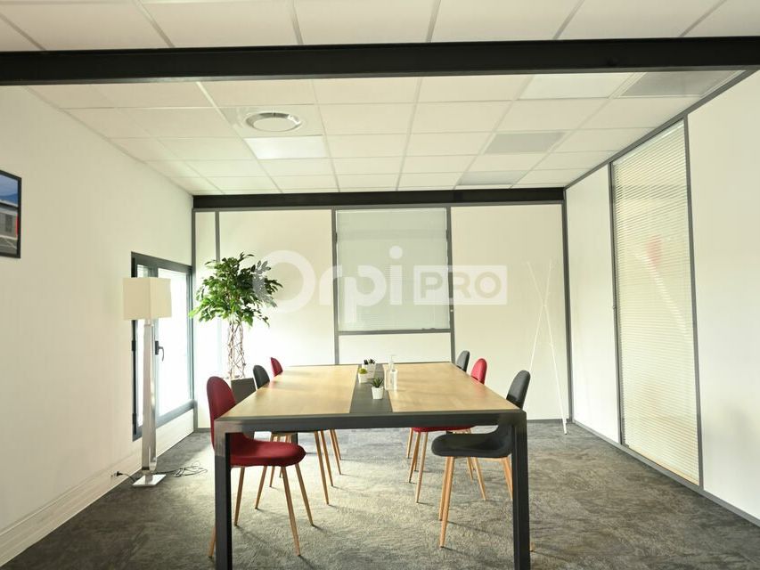 Vente bureaux 657 m² non divisibles