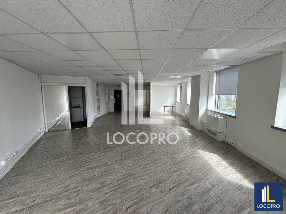 Location bureaux 93 m² non divisibles