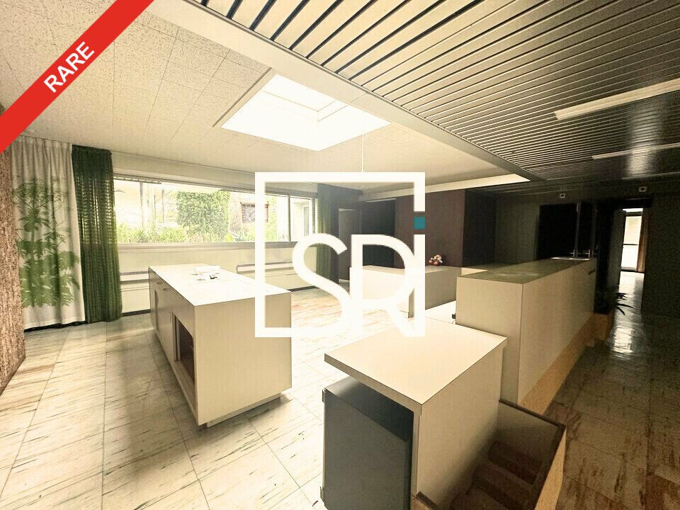 Location local commercial 280 m² non divisibles