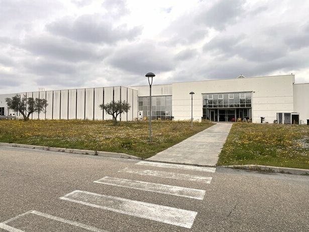 Location entrepot 10235 m² divisibles à partir de 750 m²