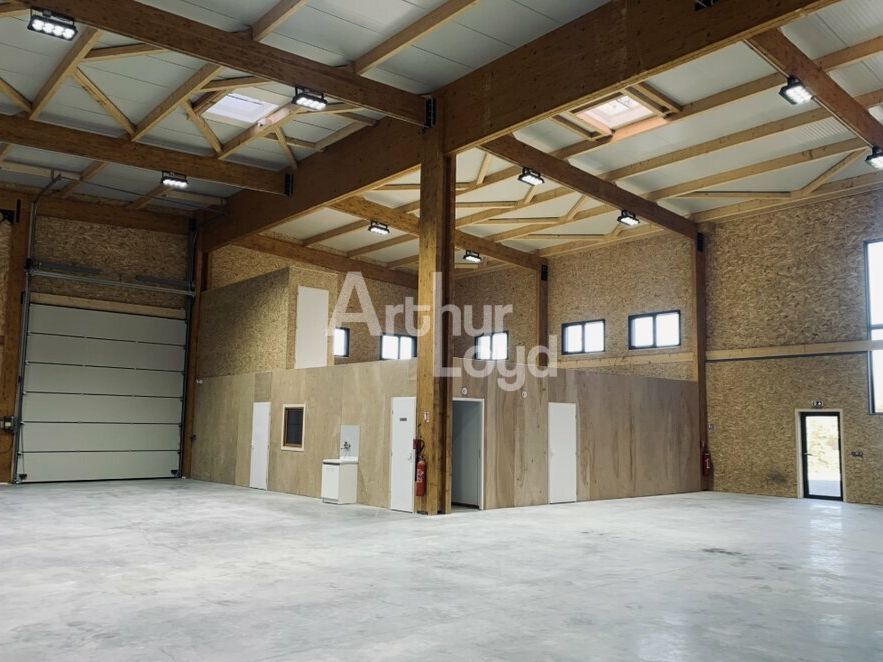 Location local d''activites 519 m² non divisibles