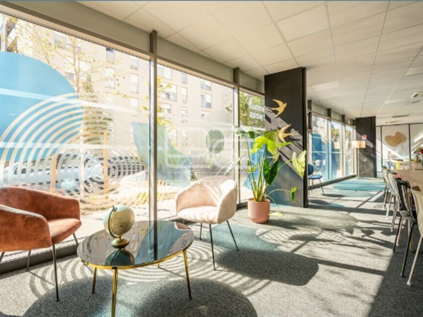 Coworking bureaux 1200 m² non divisibles