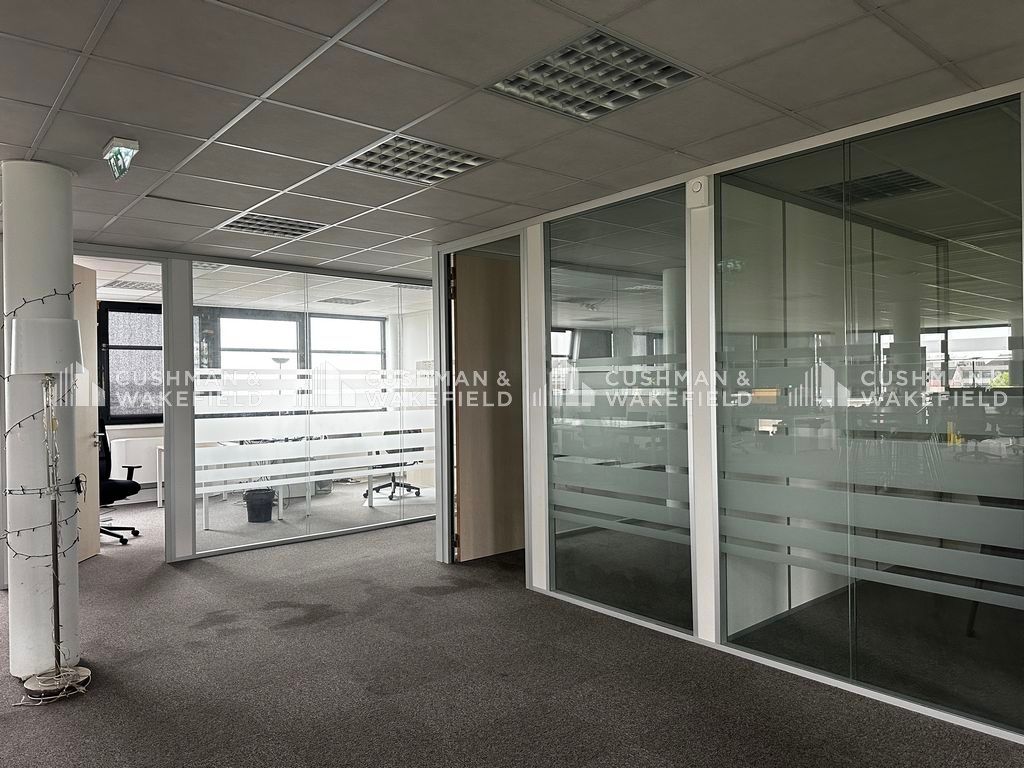 Location bureaux 700 m² divisibles à partir de 160 m²