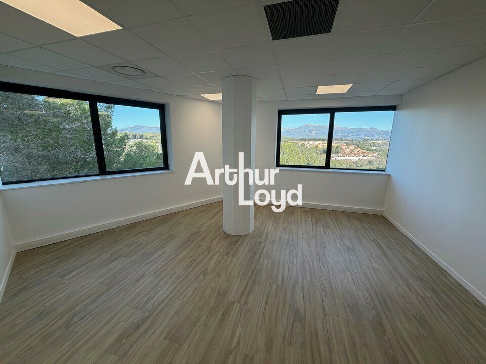 Ecoryzon - Bureaux rénovés 424.96 m² en R+1 à vendre - Sophia Antipolis