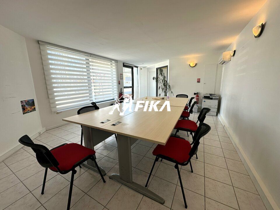 A LOUER BUREAUX 64 m² - (31000) TOULOUSE