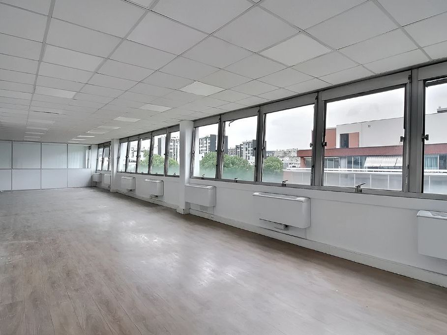 Location bureaux 791 m² divisibles à partir de 393 m²