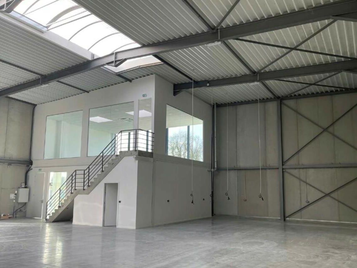 location - entrepôt - déclin