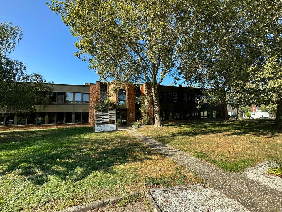 Location bureaux 510.1 m² non divisibles