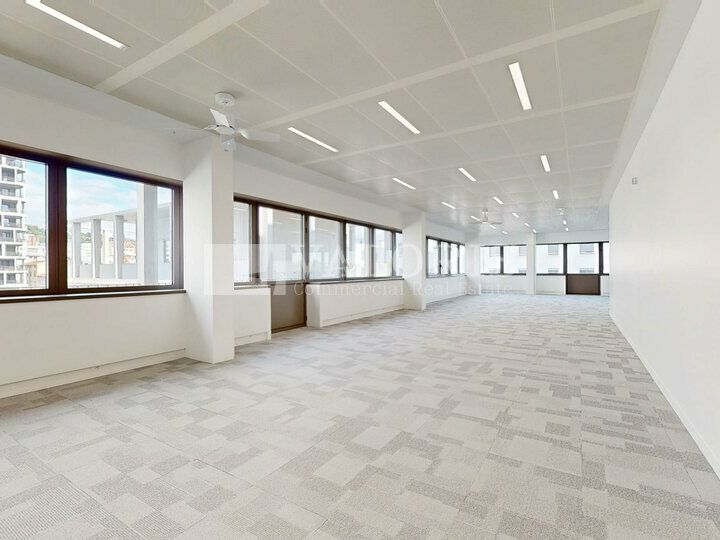 2352 m² pour ce bureaux en vente à Lyon 2